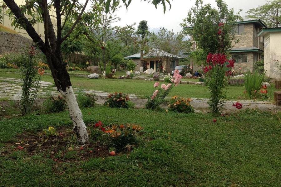 Nagri Resort ปาแลมปูร์ ภายนอก รูปภาพ